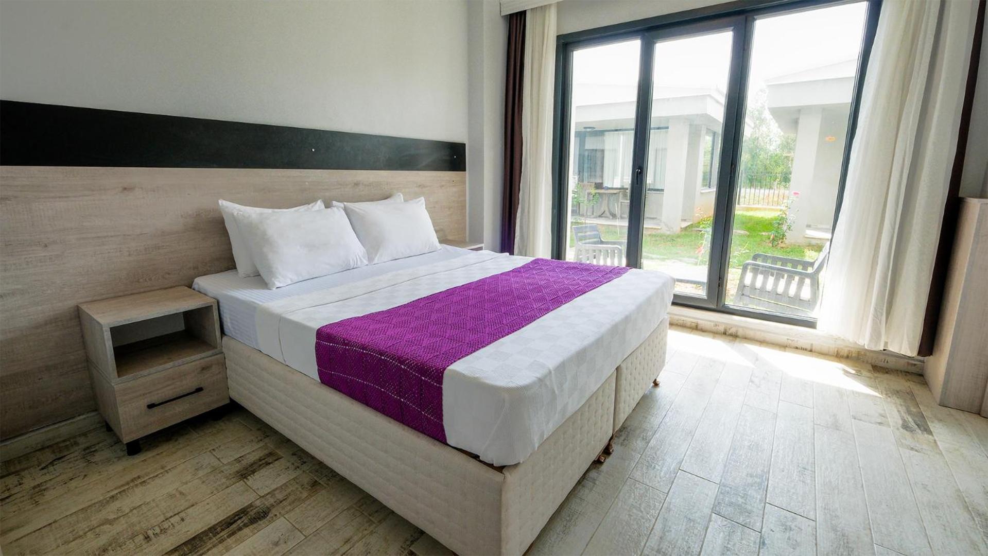 Yalikoey Deniz Otel Istanbul Yalikoy ภายนอก รูปภาพ